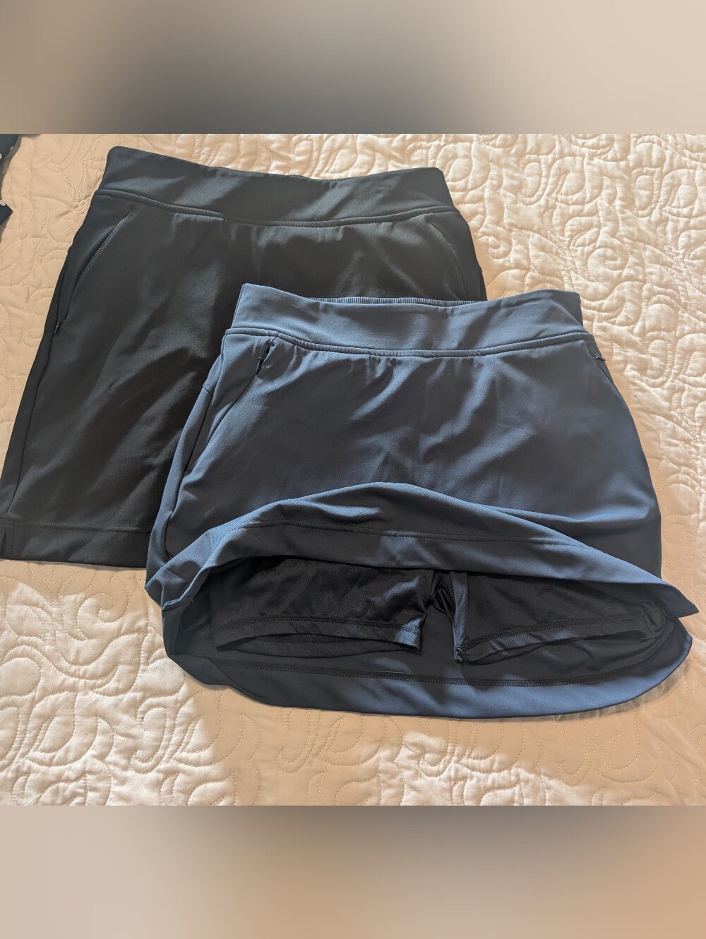 2 Women's Black and Slate Blue Active Skorts
